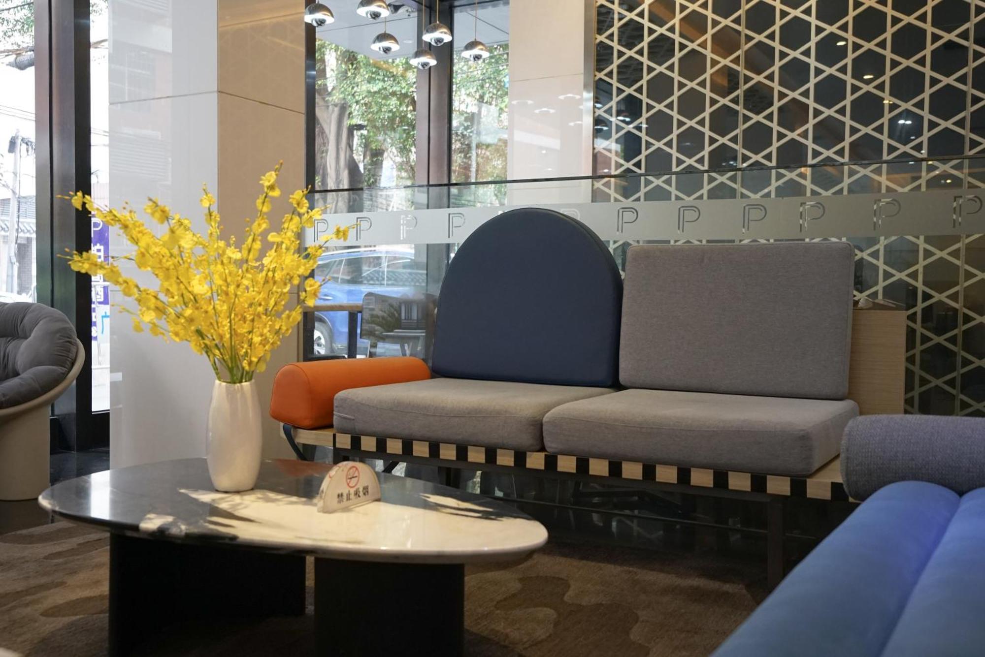 Paco Hotel Ouzhuang Metro Guangzhou-Free Shuttle To Canton Fair Exterior foto