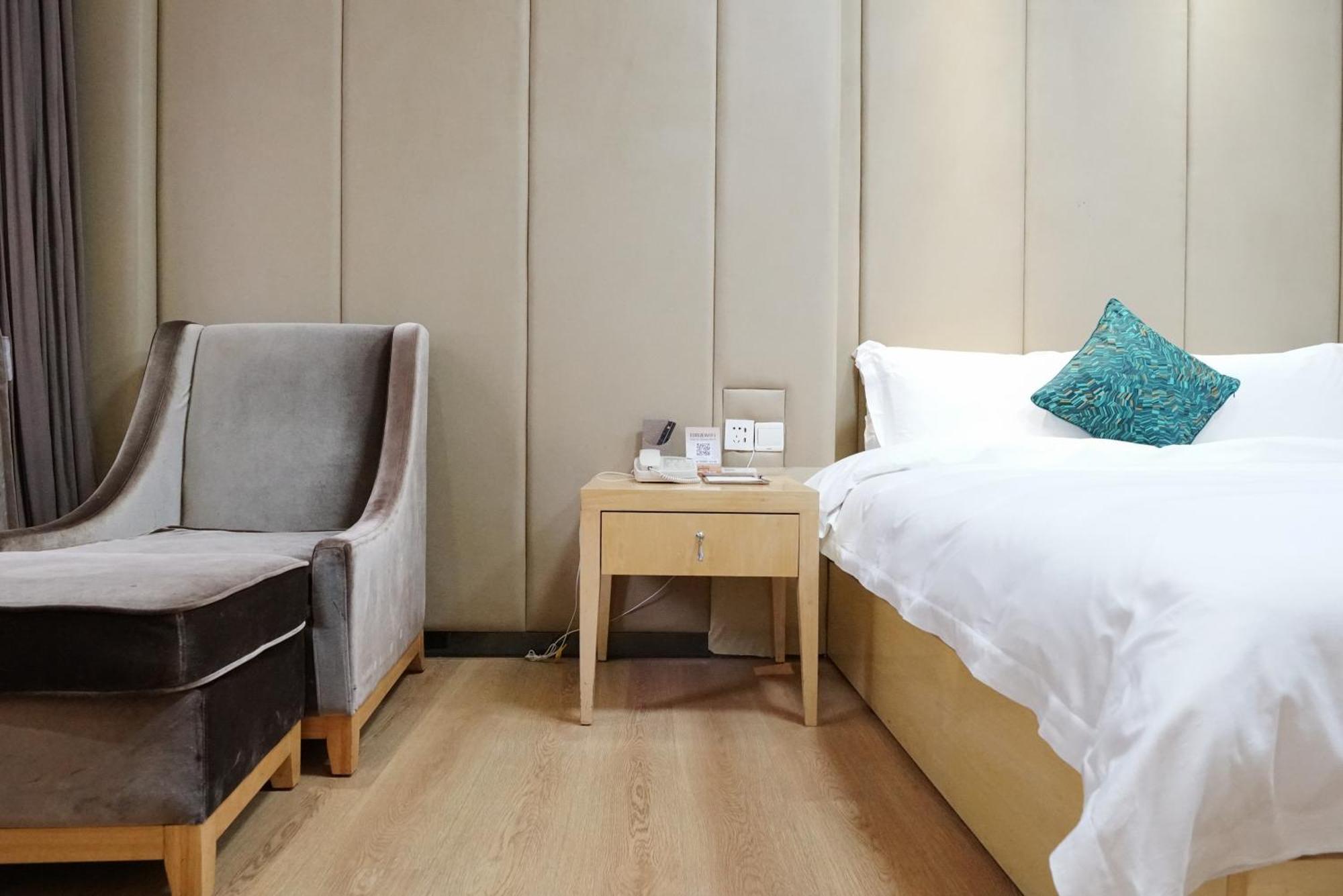 Paco Hotel Ouzhuang Metro Guangzhou-Free Shuttle To Canton Fair Exterior foto