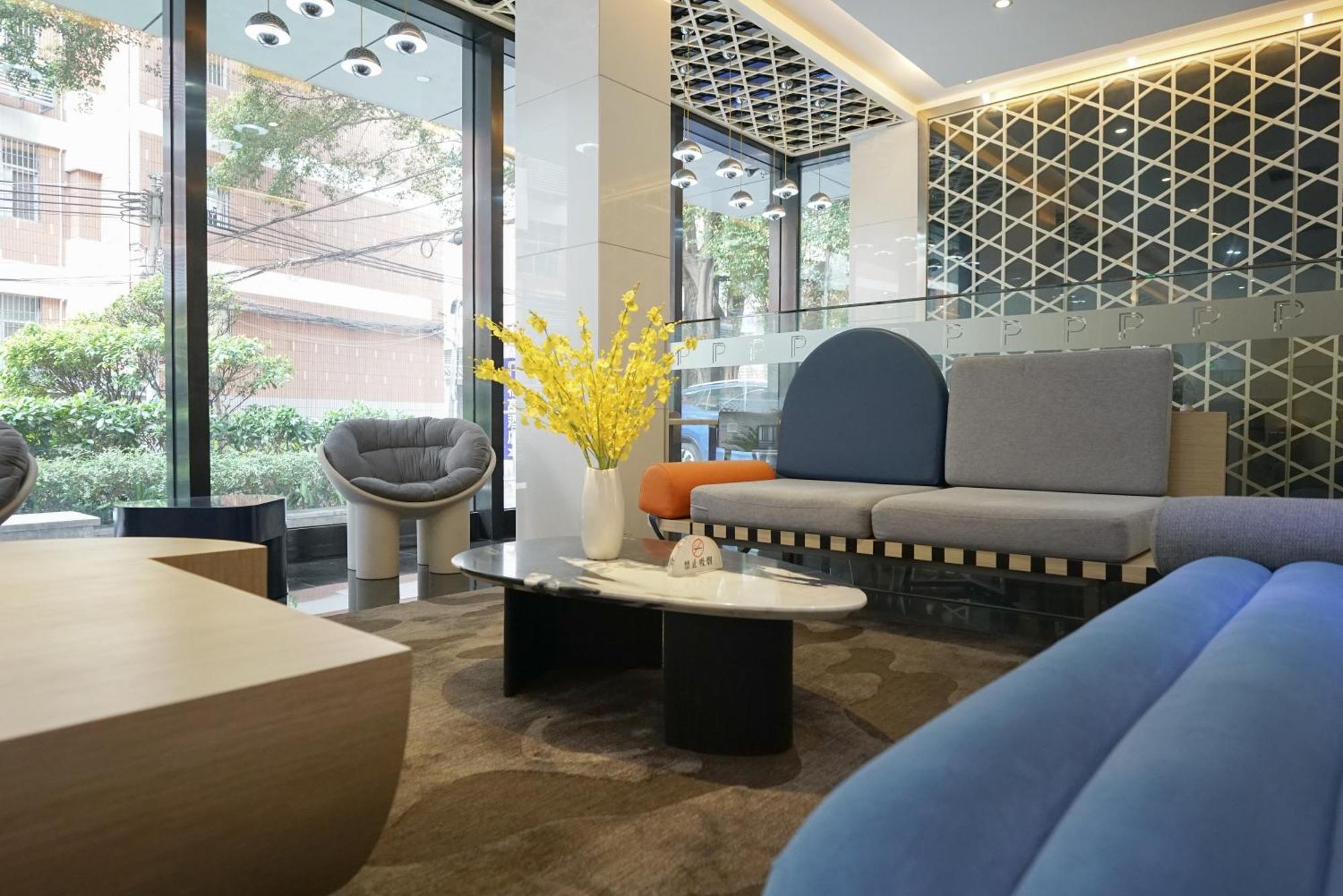 Paco Hotel Ouzhuang Metro Guangzhou-Free Shuttle To Canton Fair Exterior foto